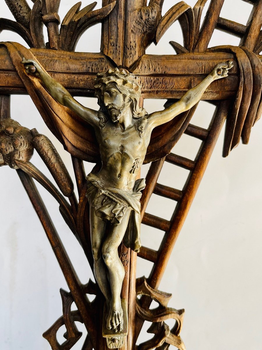 Carved Wooden Crucifix - Black Forest-photo-4